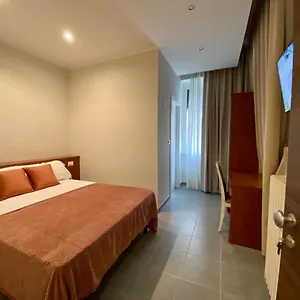 https://hotel-leonardo-milano-centrale.it-lombardy.com