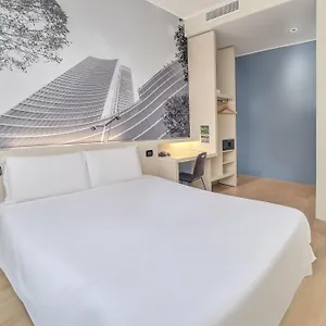 Cenisio Garibaldi 3* Milán