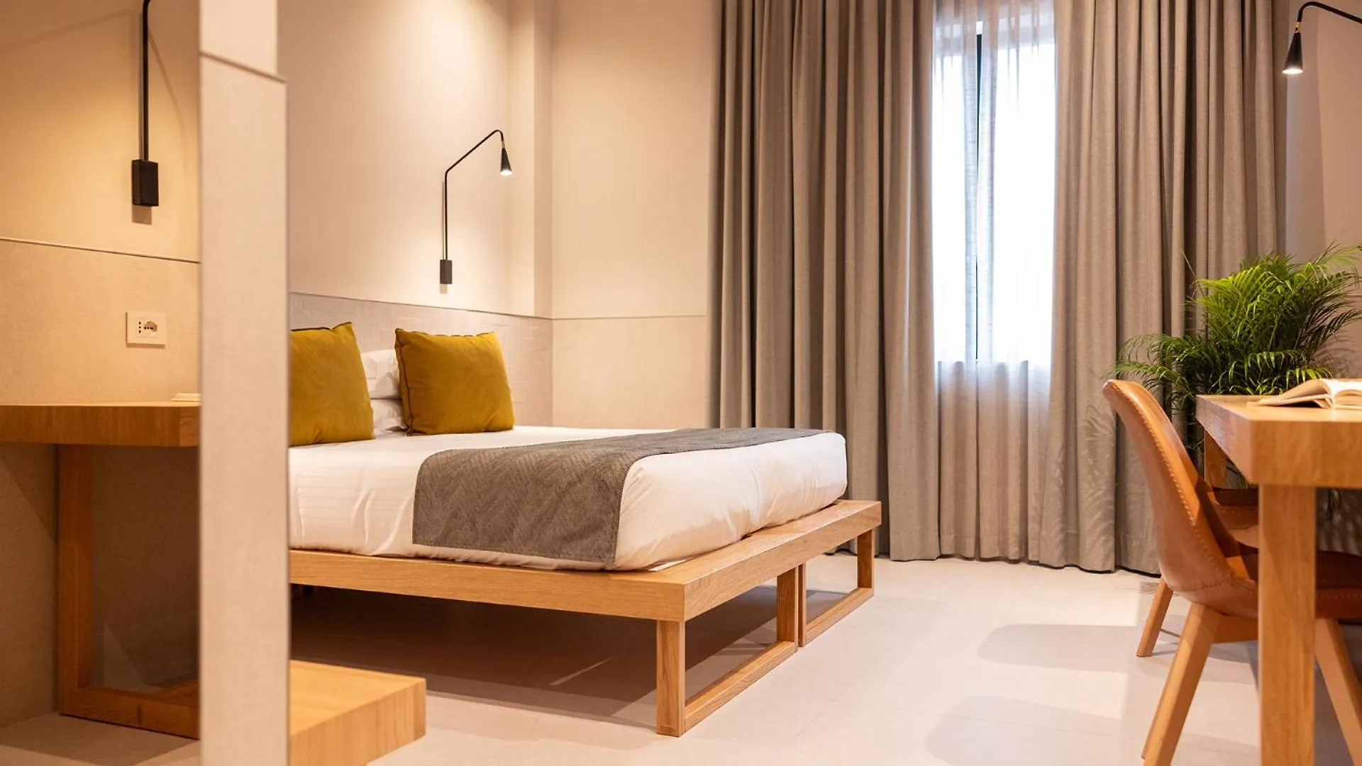 Hotel Leopardi Verona 4*,  Italien