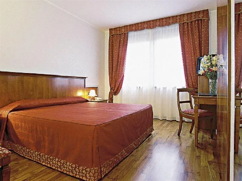 Hotel Leopardi Verona